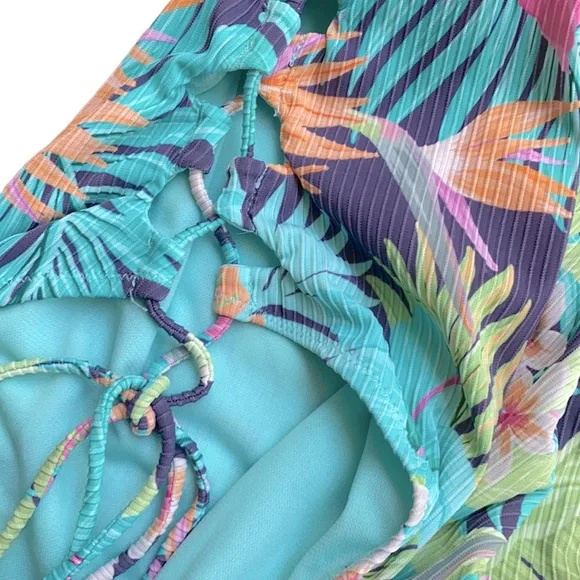 TiniBikini swimwear 🌺 - Picture 4 of 5